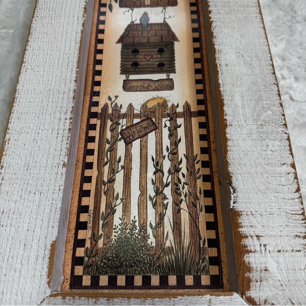 Rustic Farmhouse Birdhouse Wall Art Distressed White Frame Approx. - Picture 3 of 15